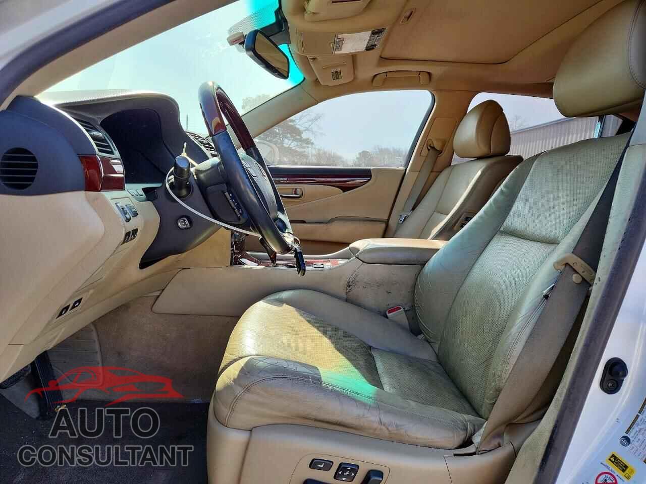 LEXUS LS460 2009 - JTHGL46F195033788