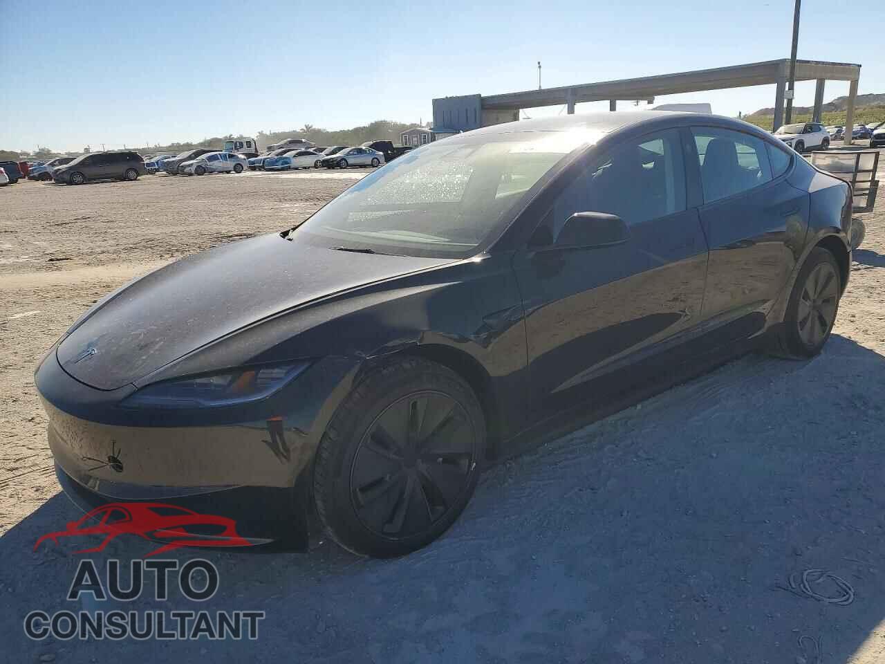 TESLA MODEL 3 2025 - 5YJ3E1EA2SF042602