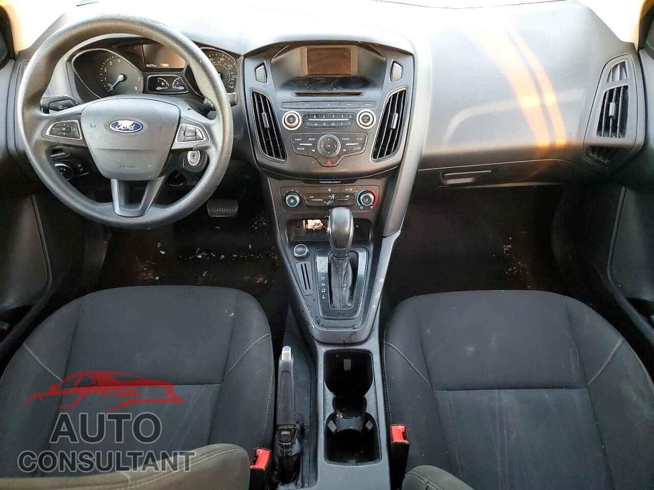 FORD FOCUS 2017 - 1FADP3E21HL244779