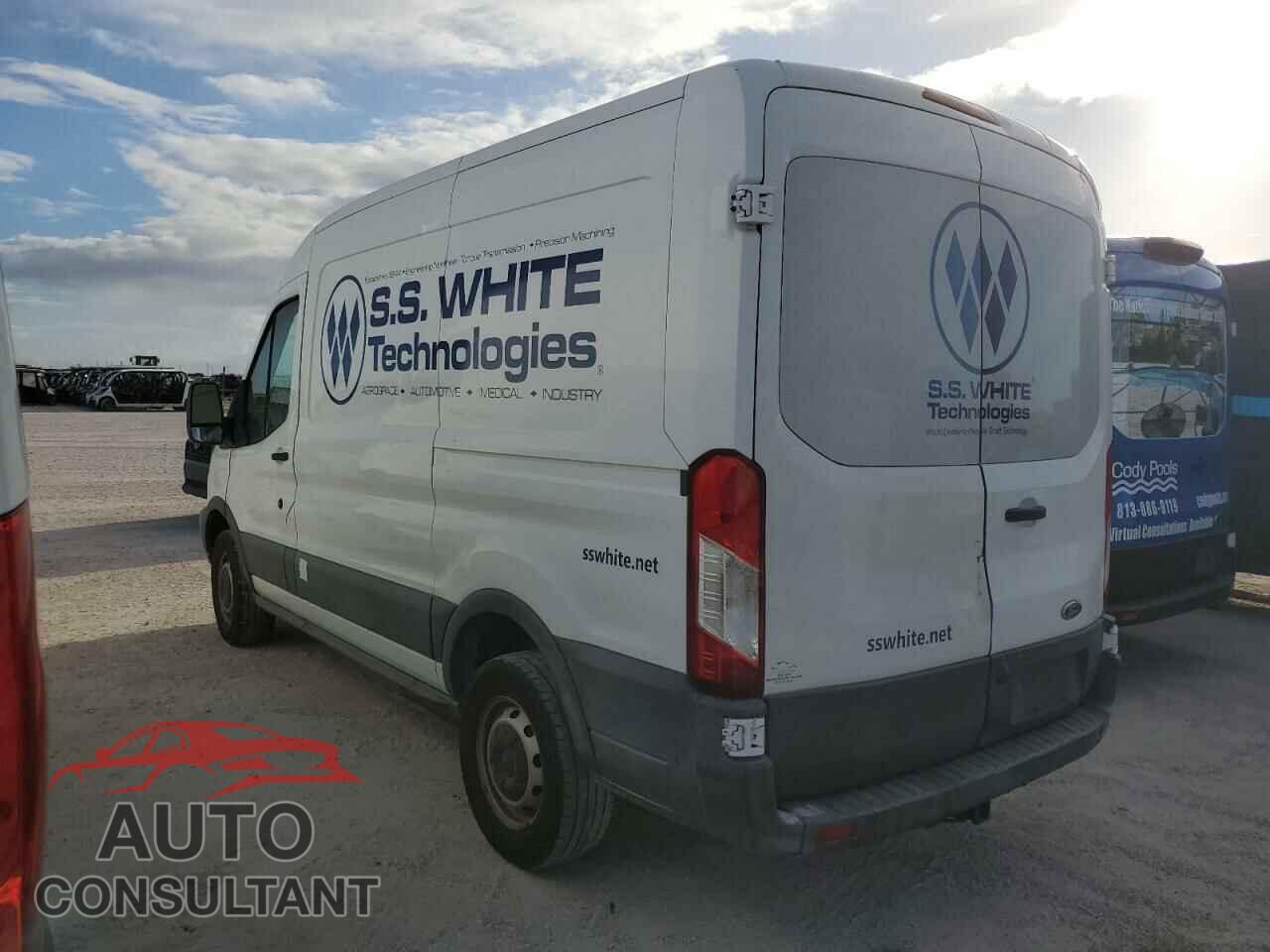 FORD TRANSIT 2016 - 1FTYR1CM4GKB38734