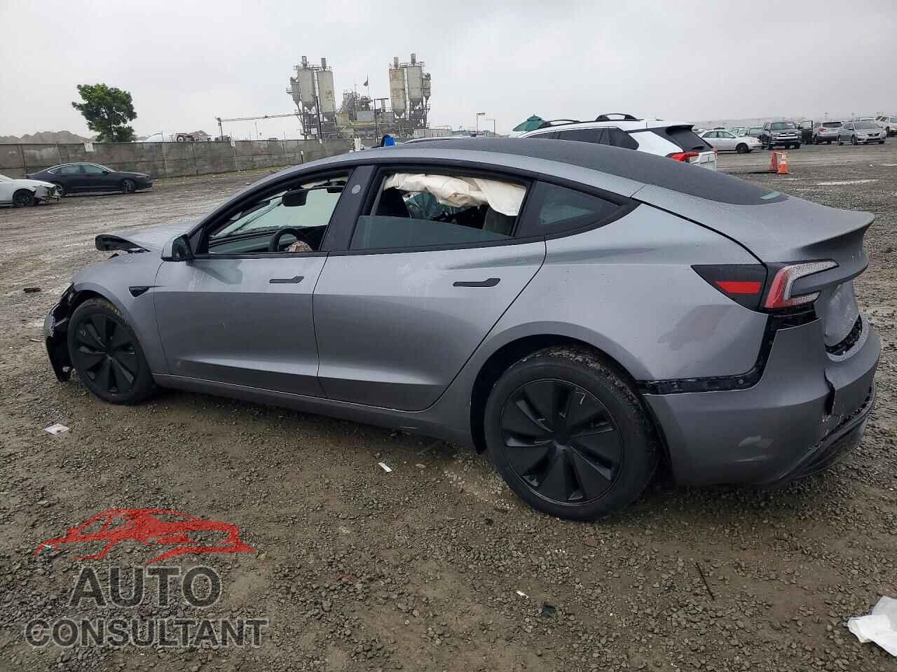 TESLA MODEL 3 2025 - 5YJ3E1EBXSF910712