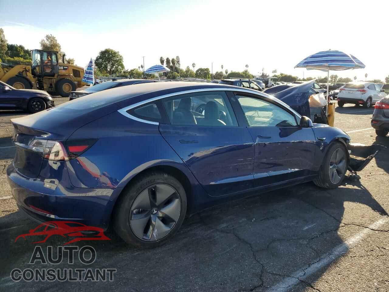 TESLA MODEL 3 2018 - 5YJ3E1EA1JF030861
