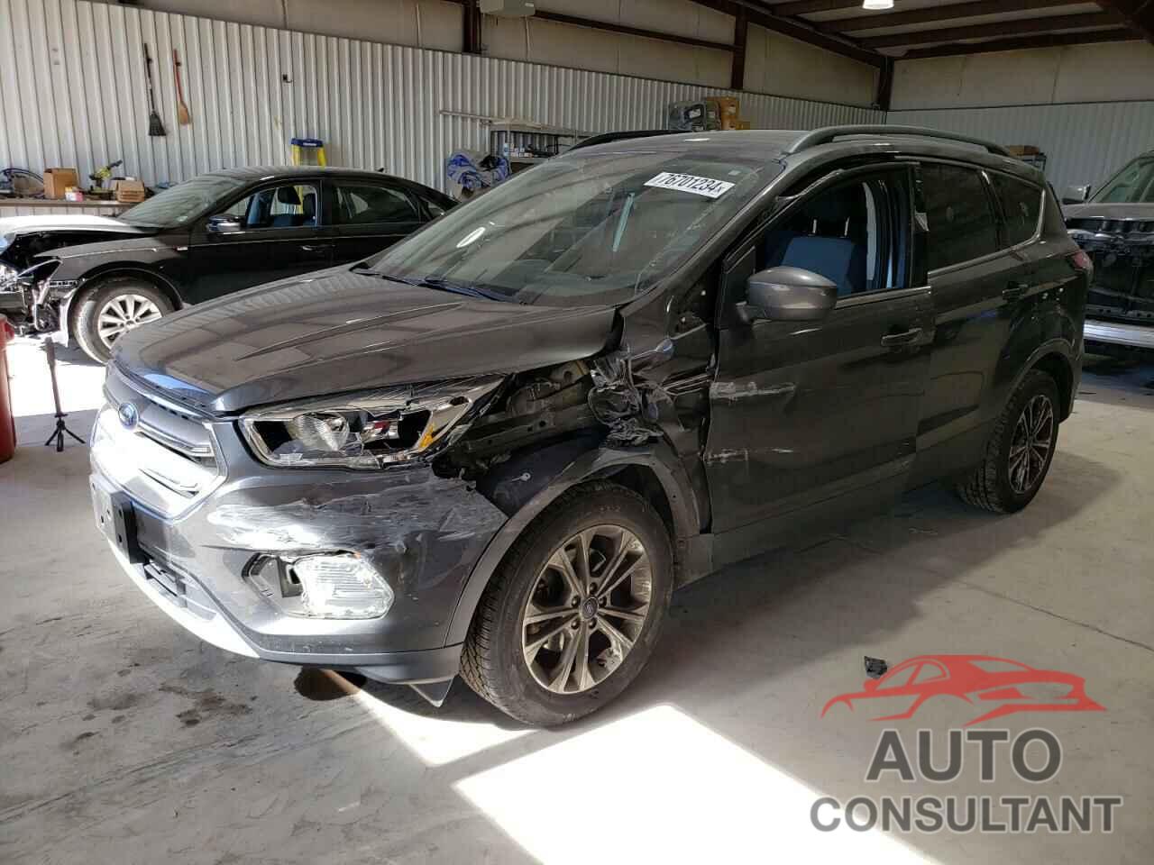 FORD ESCAPE 2018 - 1FMCU0GD8JUB45965