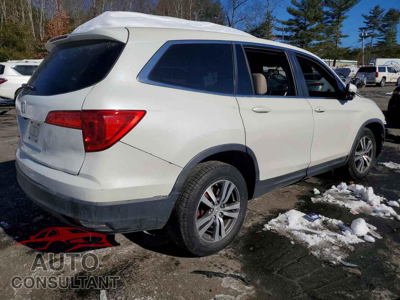HONDA PILOT 2016 - 5FNYF6H78GB026136
