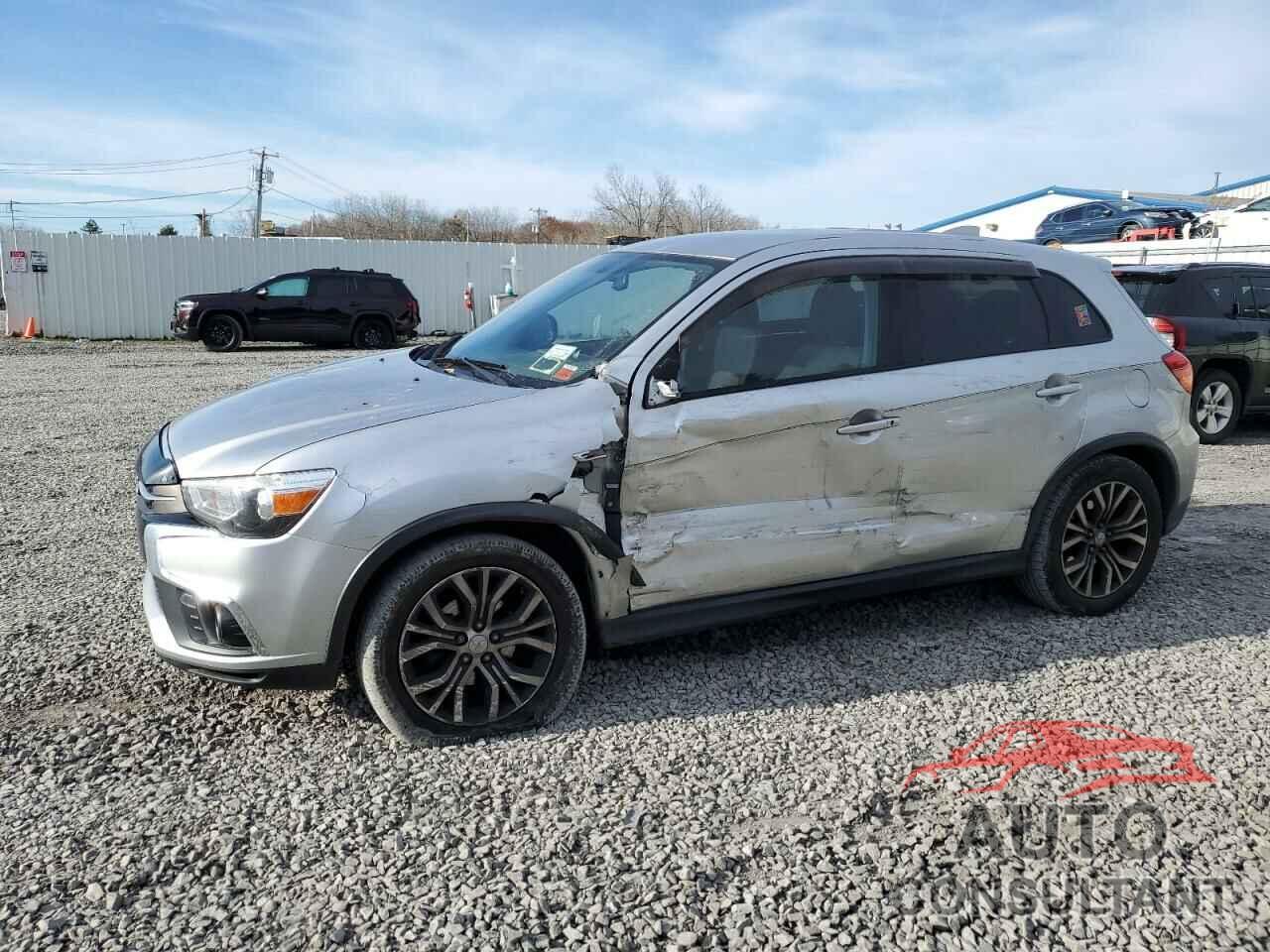 MITSUBISHI OUTLANDER 2018 - JA4AR3AU5JZ017381