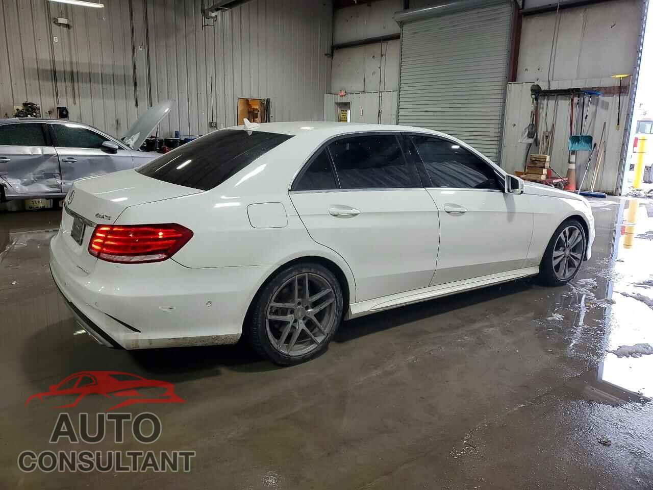 MERCEDES-BENZ E-CLASS 2015 - WDDHF8JB2FB167527