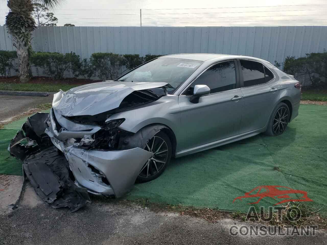 TOYOTA CAMRY 2022 - 4T1T11AK1NU631772