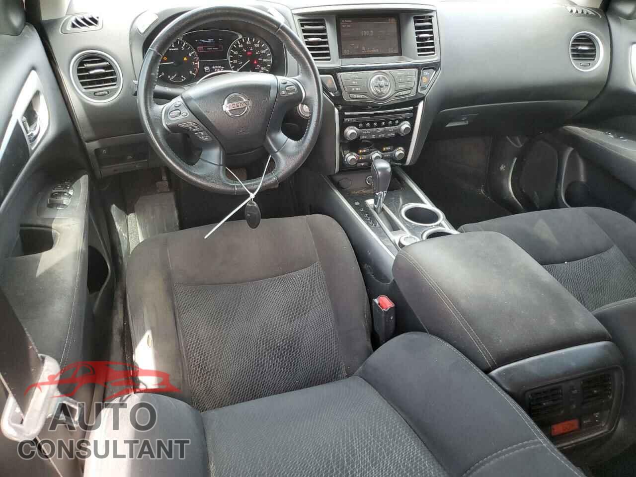 NISSAN PATHFINDER 2013 - 5N1AR2MM6DC690730