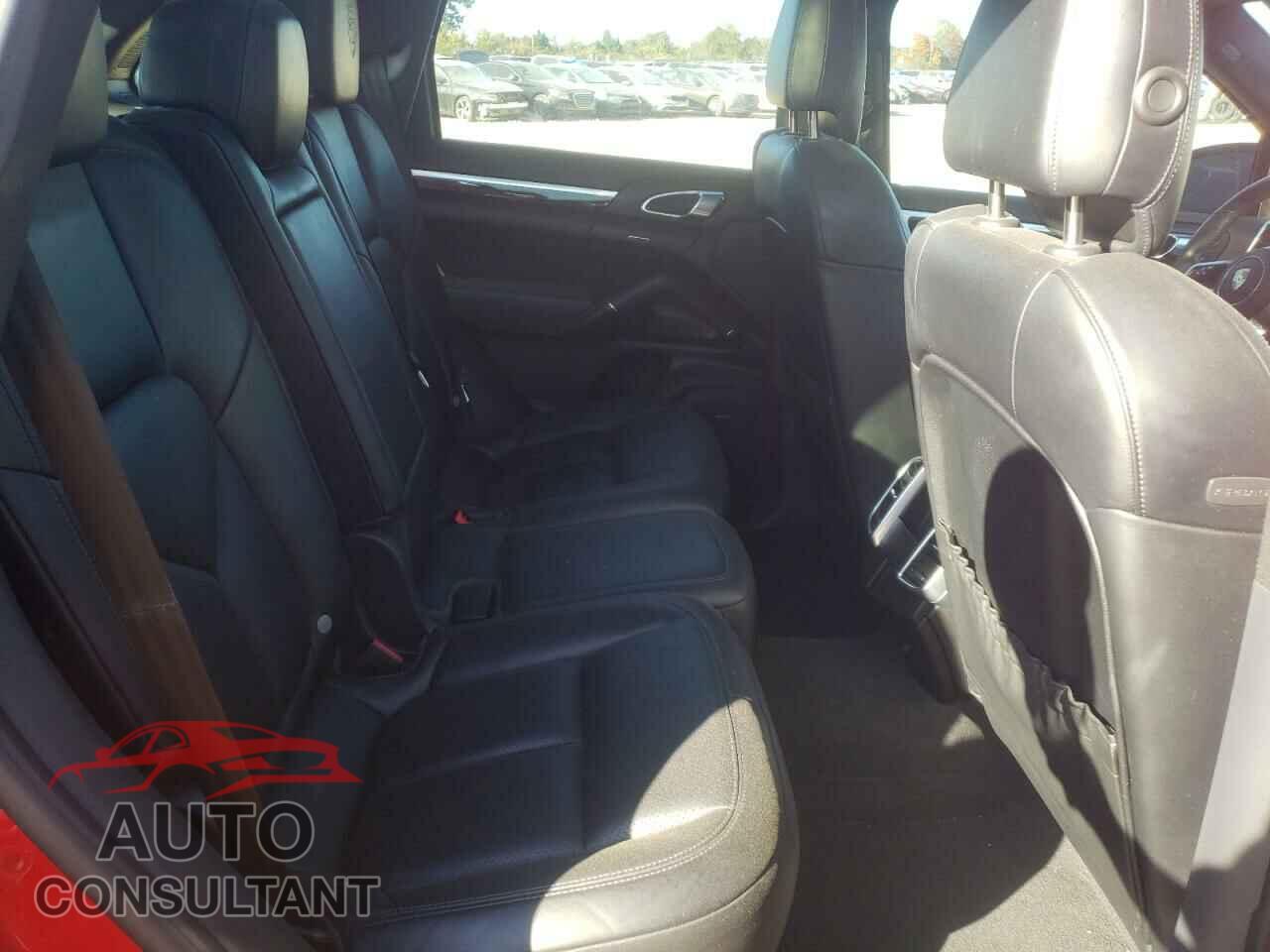 PORSCHE CAYENNE 2016 - WP1AB2A26GLA92894