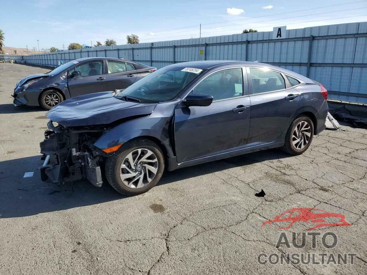 HONDA CIVIC 2018 - 2HGFC2F70JH571732