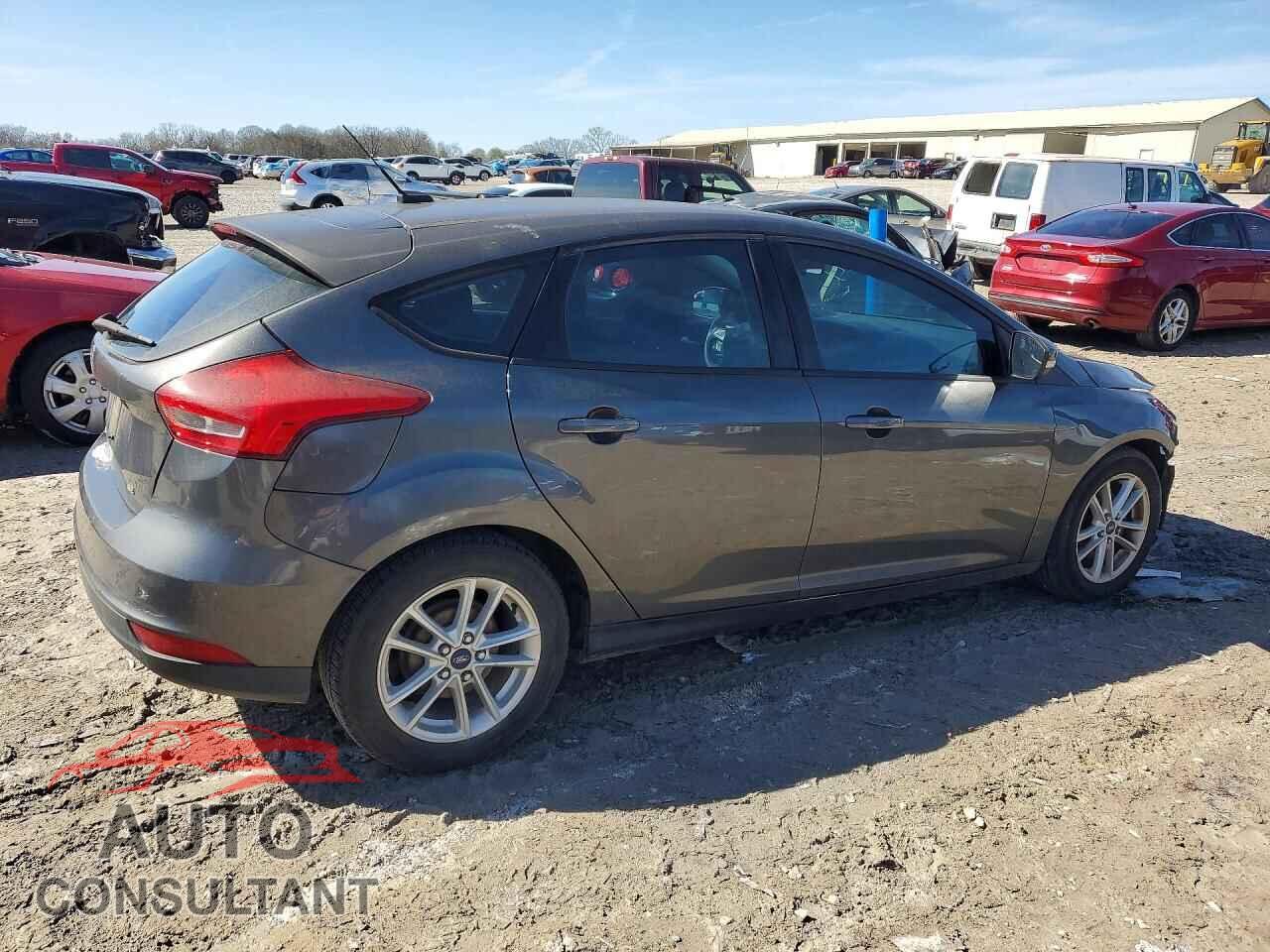 FORD FOCUS 2017 - 1FADP3K21HL278452