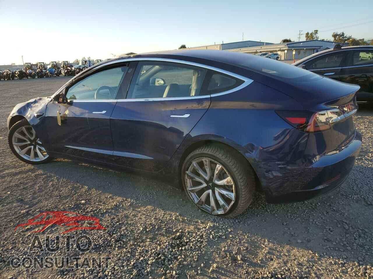 TESLA MODEL 3 2018 - 5YJ3E1EA6JF050037