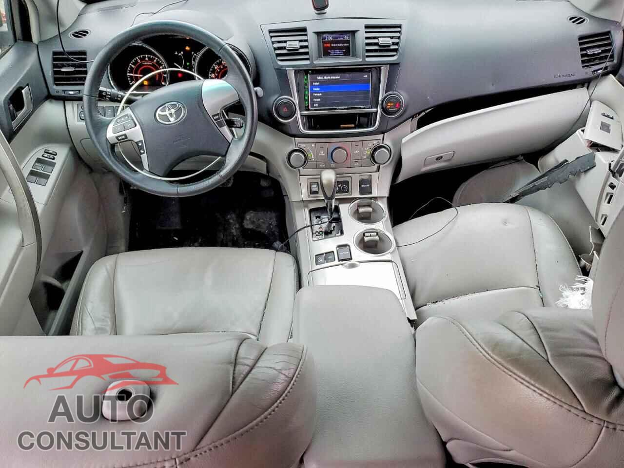 TOYOTA HIGHLANDER 2013 - 5TDBK3EH9DS177703