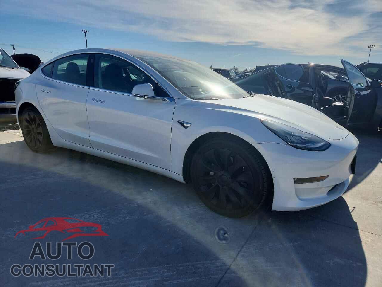 TESLA MODEL 3 2018 - 5YJ3E1EB8JF182533