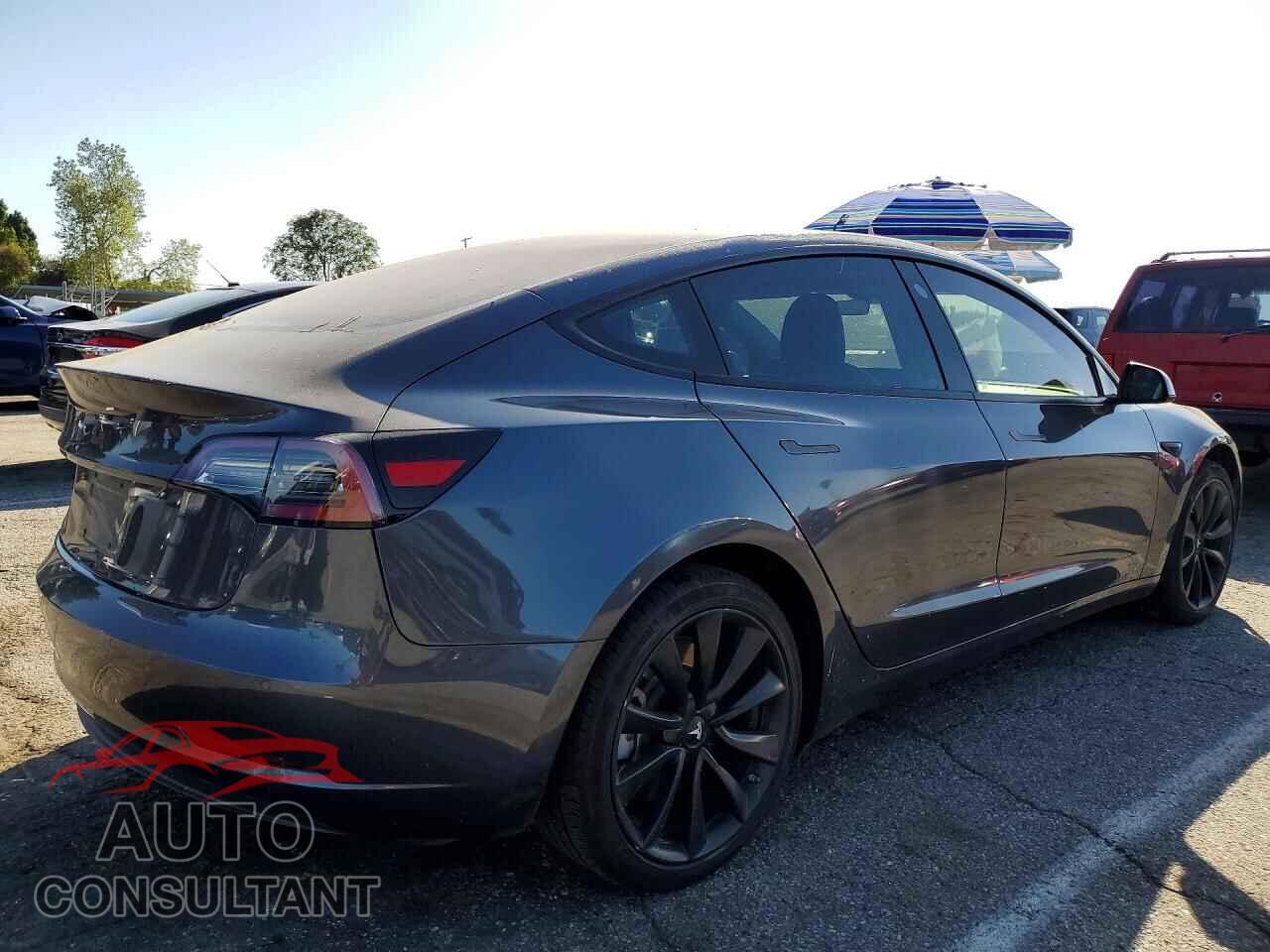 TESLA MODEL 3 2018 - 5YJ3E1EA0JF010892