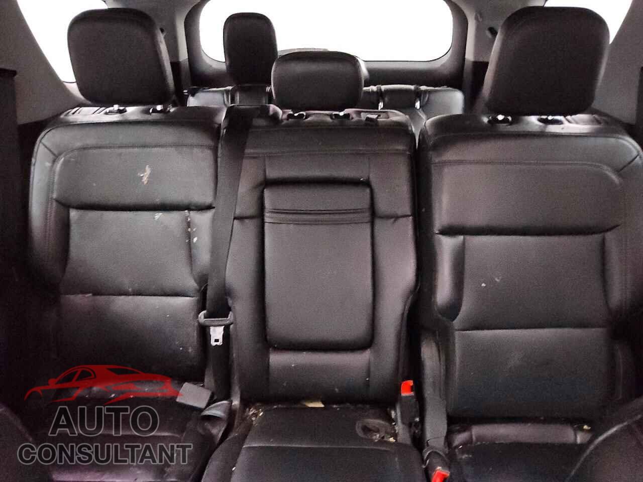 FORD EXPLORER 2021 - 1FMSK7FH0MGB03601