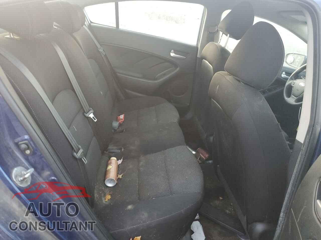 KIA FORTE 2017 - 3KPFK4A70HE147624