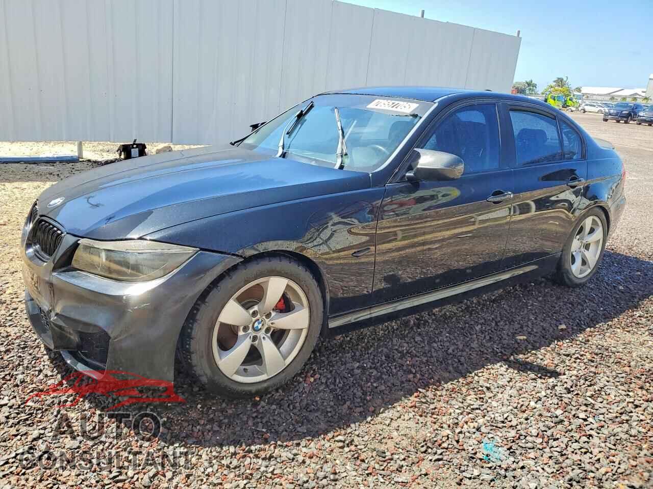 BMW 3 SERIES 2011 - WBAPH7G59BNM57796
