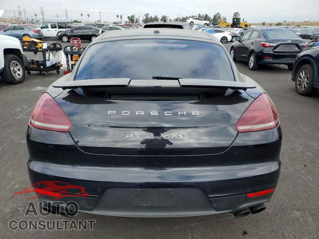 PORSCHE PANAMERA 2016 - WP0AF2A79GL081387