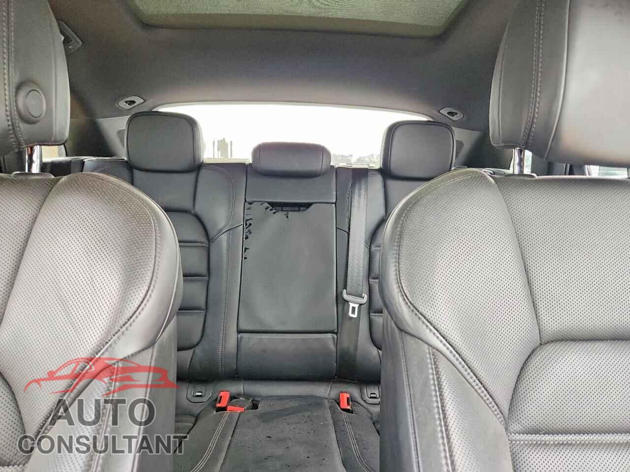 PORSCHE MACAN 2017 - WP1AB2A50HLB16702