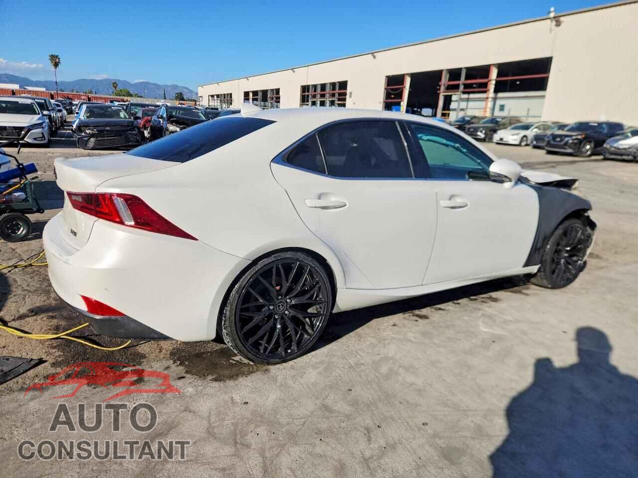 LEXUS IS 250 2014 - JTHBF1D20E5013753