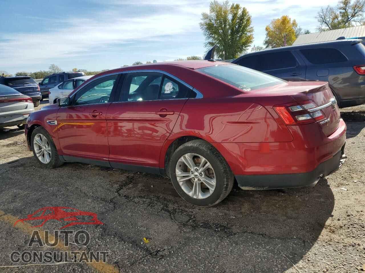FORD TAURUS 2015 - 1FAHP2E82FG100647