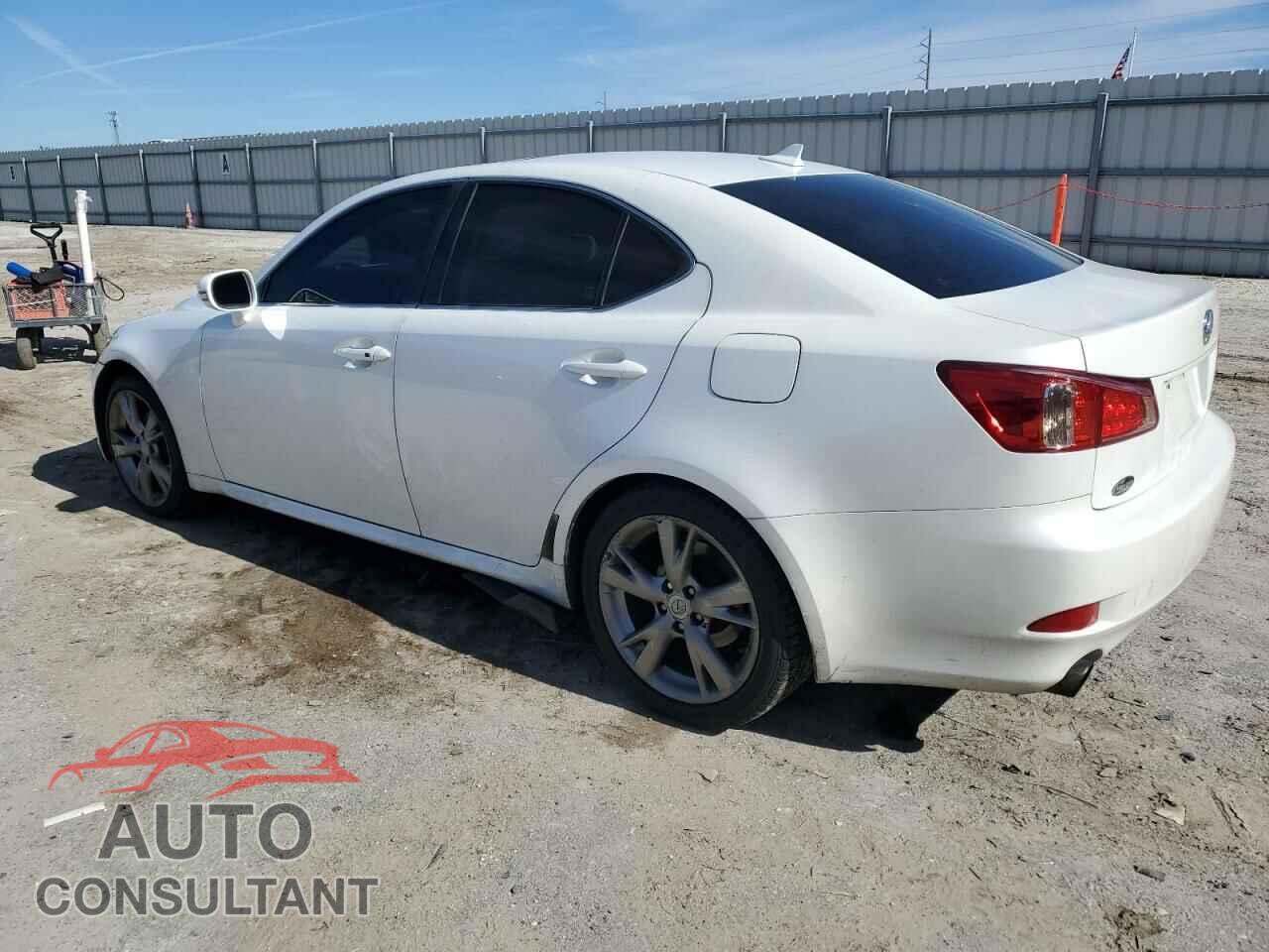 LEXUS IS 2012 - JTHBF5C20C5159530