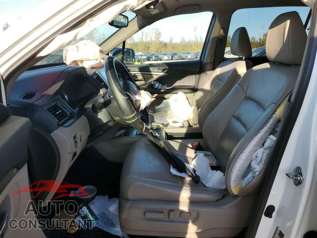 HONDA PILOT 2017 - 5FNYF6H59HB005019