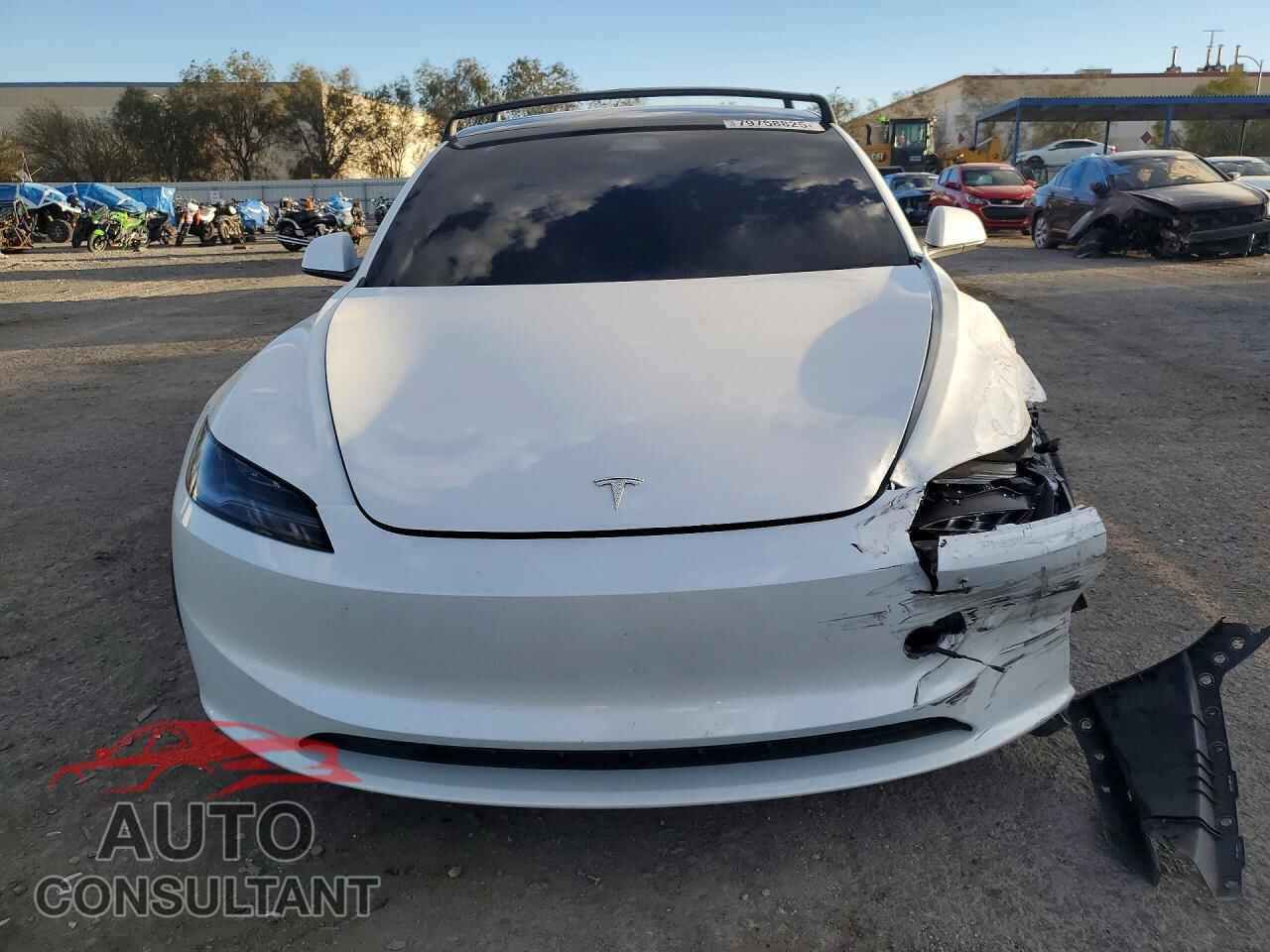 TESLA MODEL 3 2025 - 5YJ3E1EA0SF928997