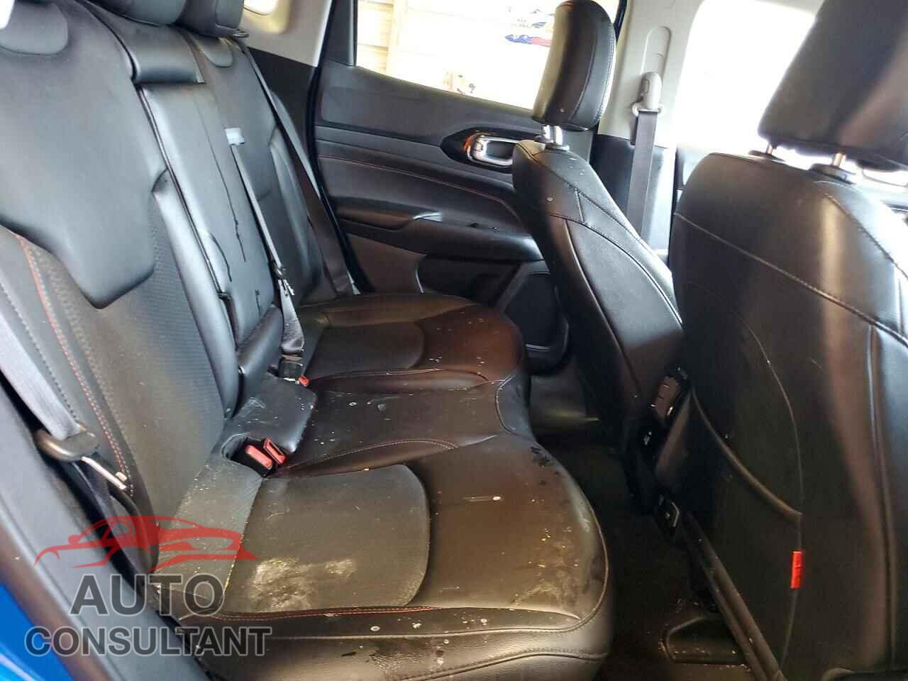 JEEP COMPASS 2022 - 3C4NJDDB2NT115683