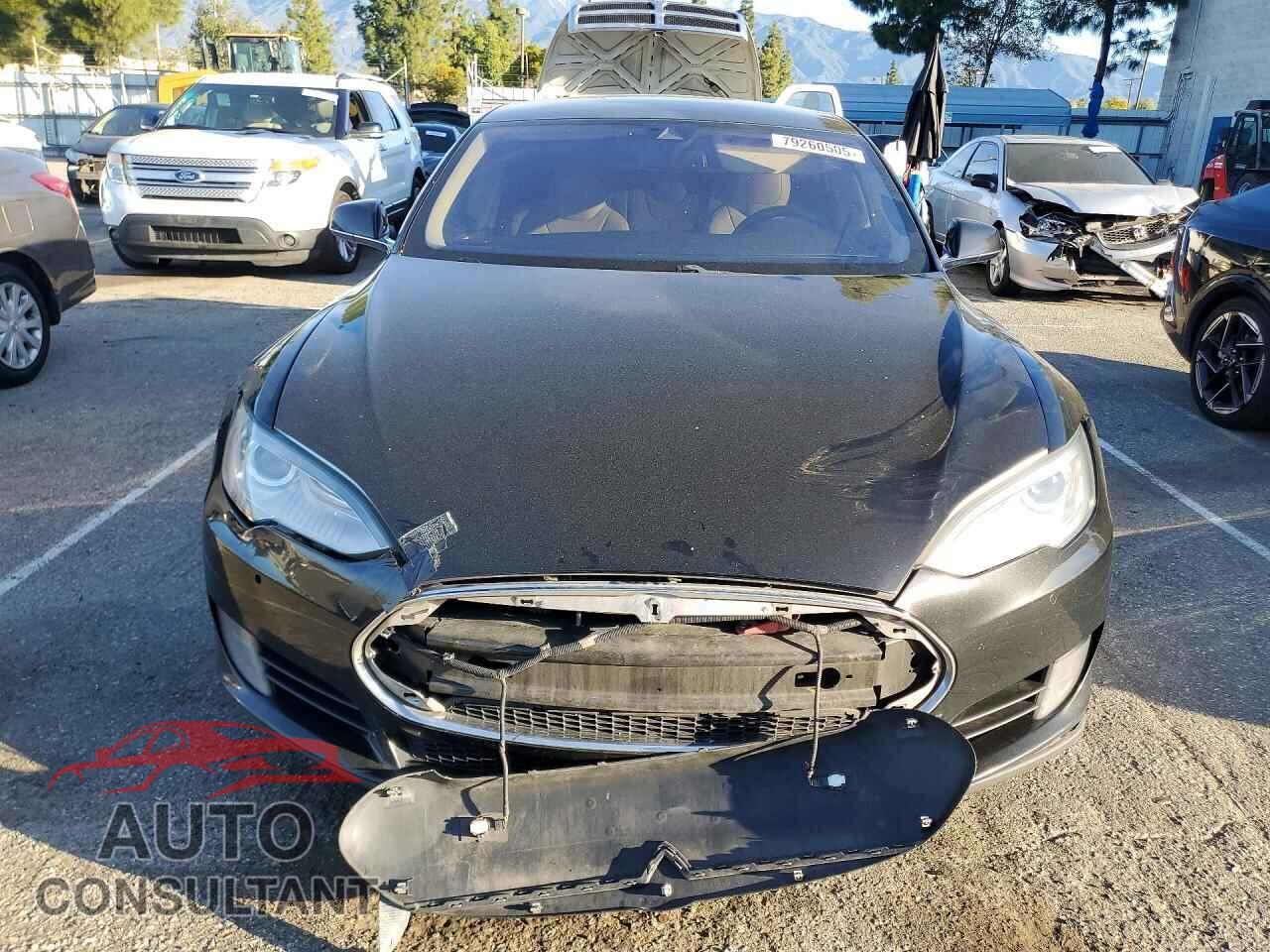 TESLA MODEL S 2015 - 5YJSA1S21FF084995