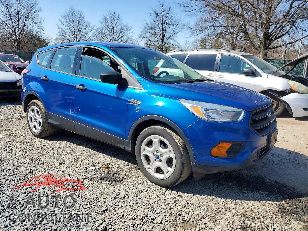 FORD ESCAPE 2017 - 1FMCU0F77HUC89562