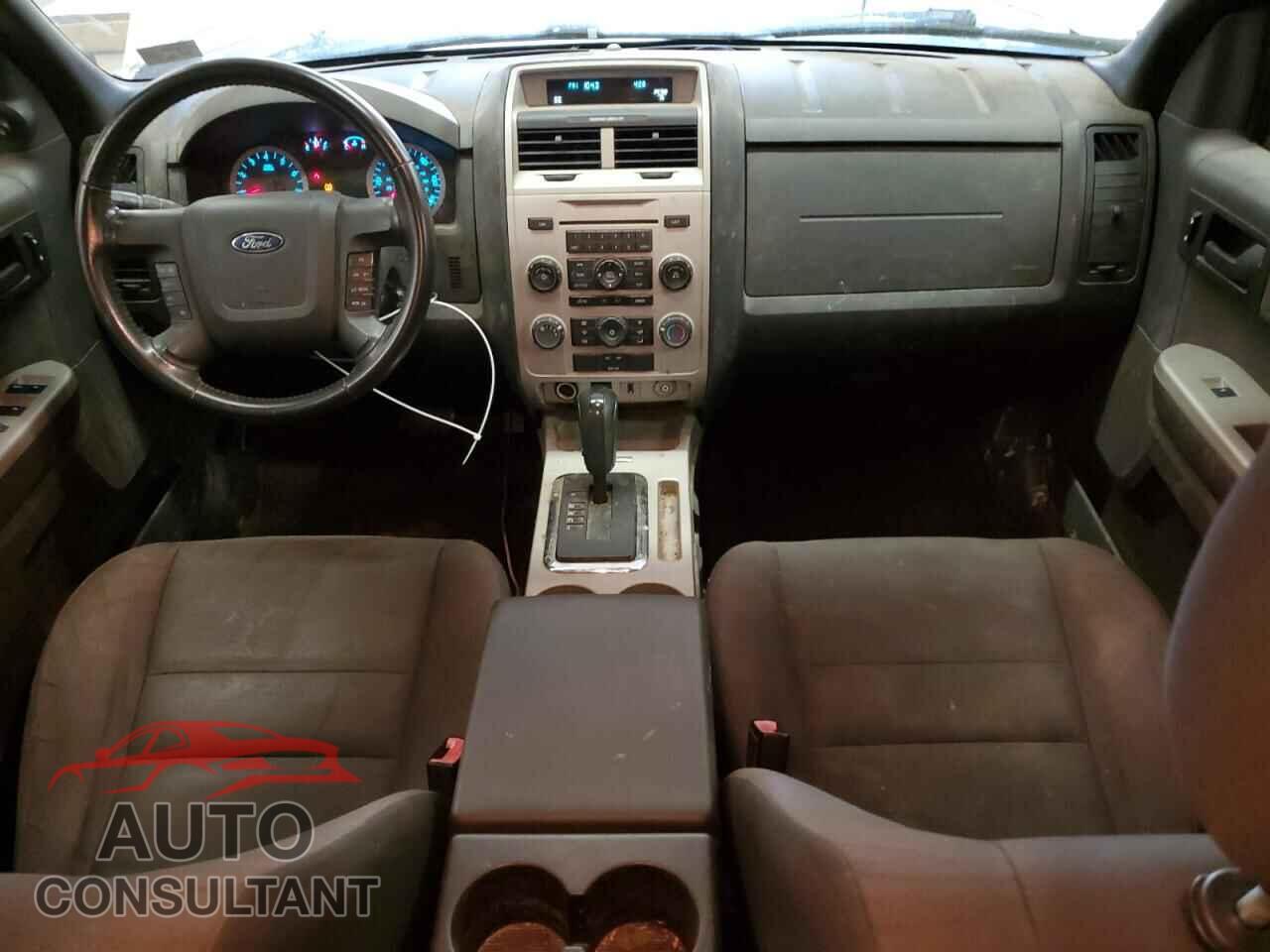 FORD ESCAPE 2010 - 1FMCU9DG5AKD09056