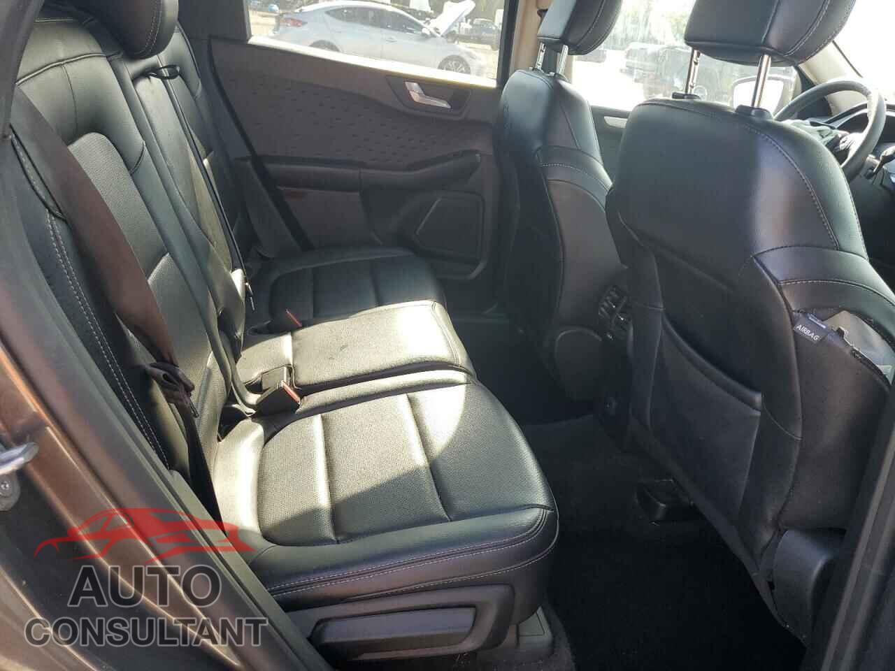 FORD ESCAPE 2020 - 1FMCU0H63LUA94183
