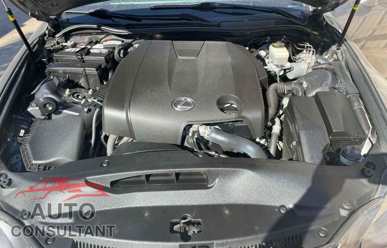 LEXUS IS 2014 - JTHBF1D29E5010477