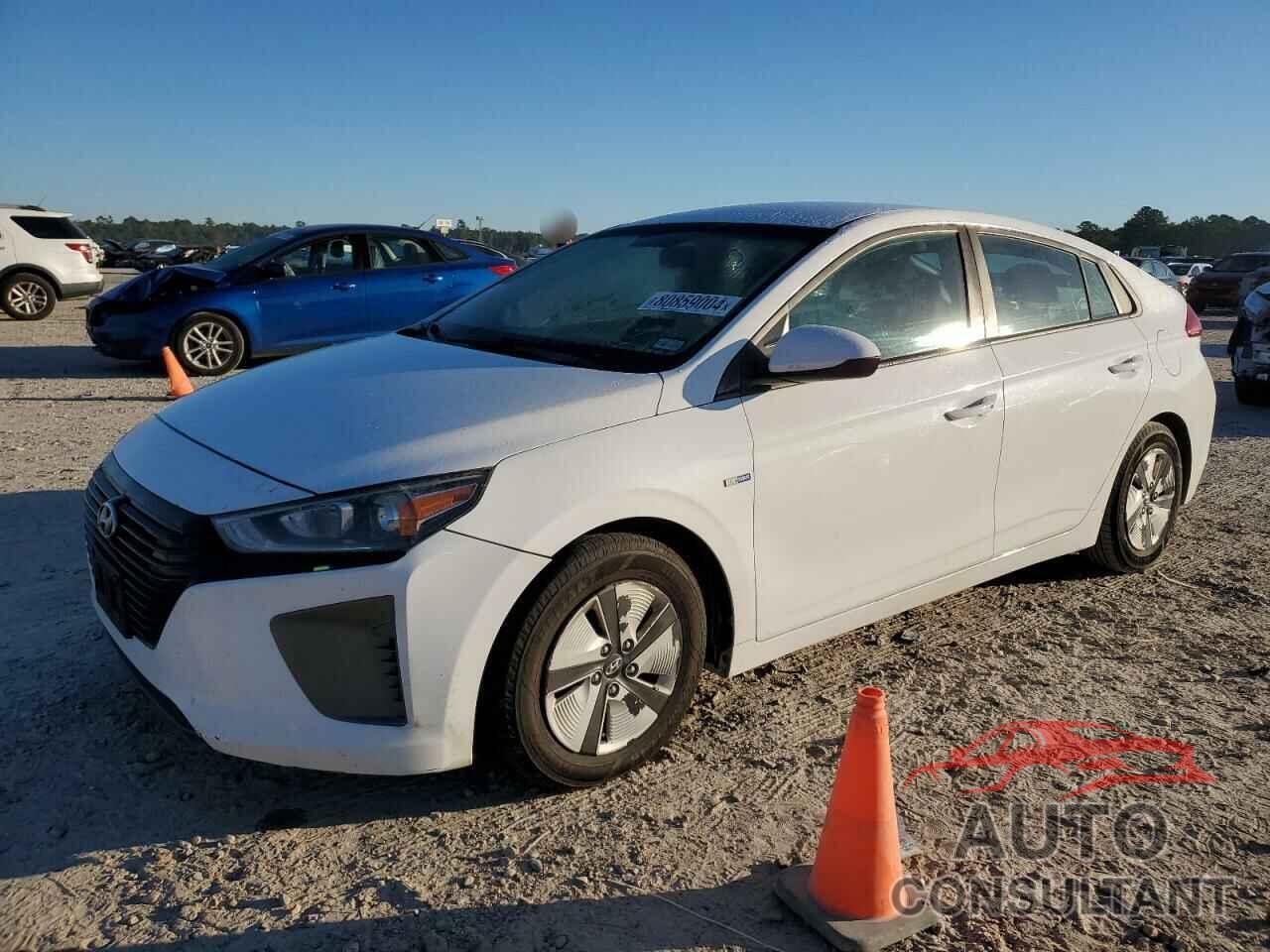 HYUNDAI IONIQ 2017 - KMHC65LC9HU031472