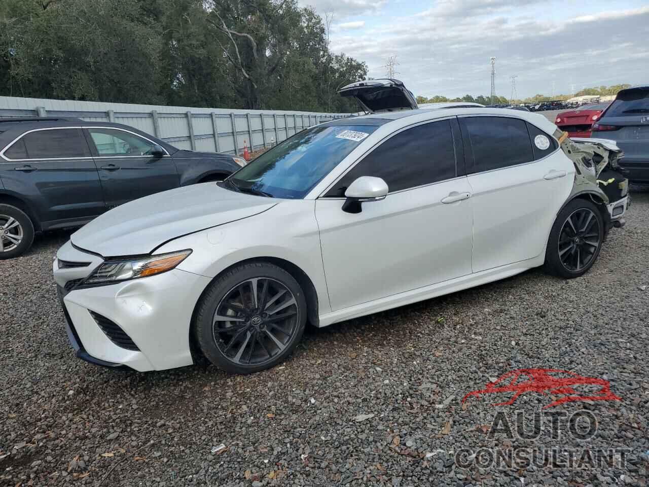 TOYOTA CAMRY 2019 - 4T1B61HK4KU723313