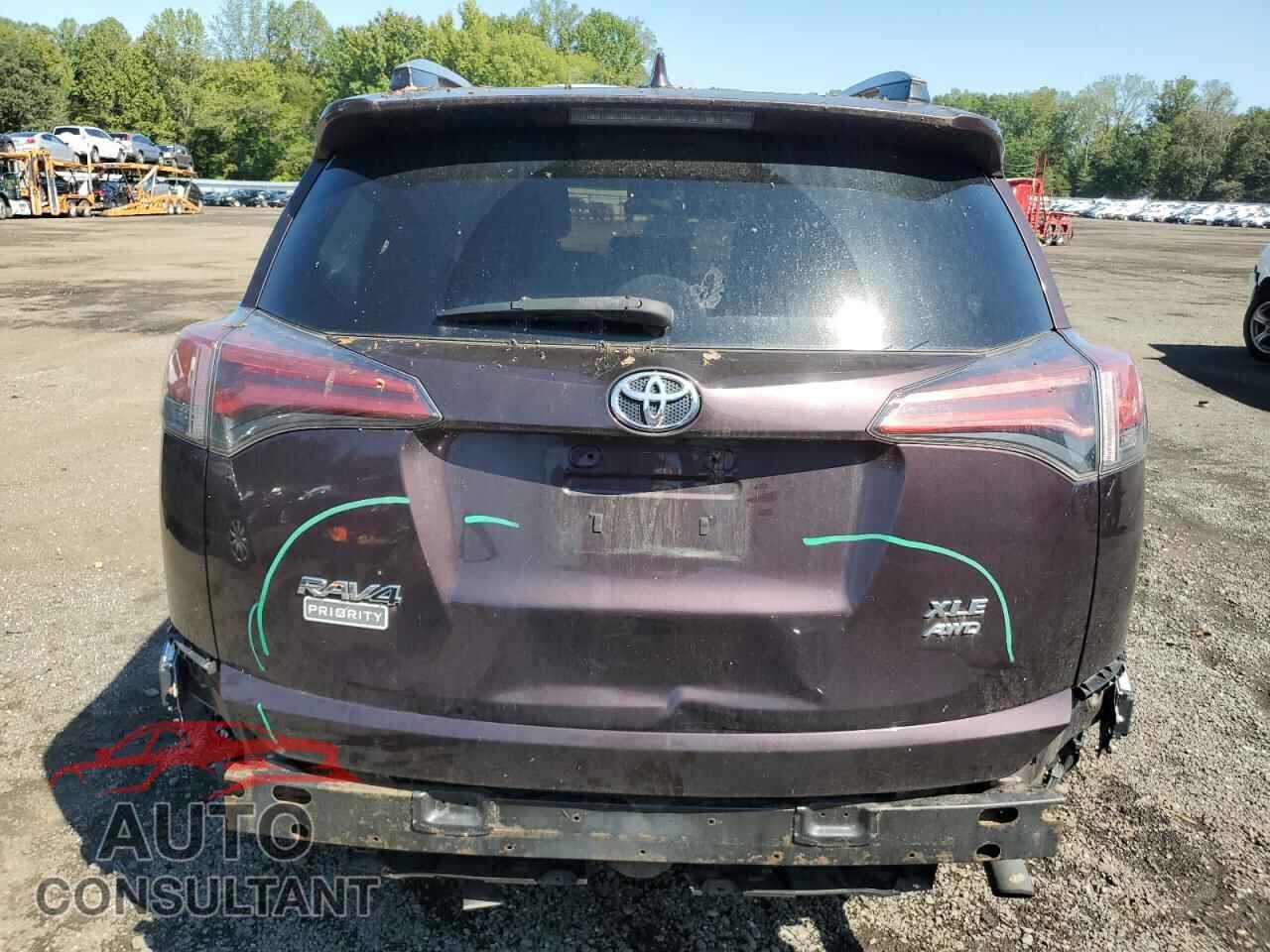 TOYOTA RAV4 2018 - 2T3RFREV3JW786498