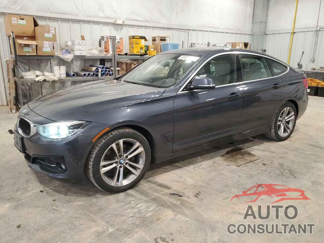 BMW 3 SERIES 2018 - WBA8Z9C51JG828102