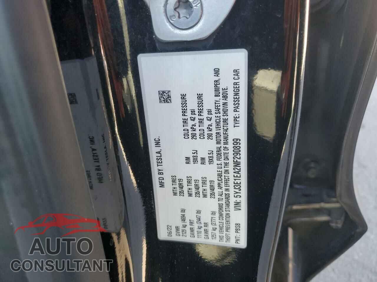 TESLA MODEL 3 2022 - 5YJ3E1EA2NF290899