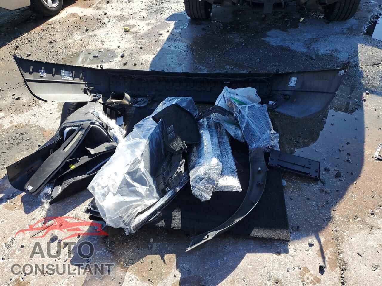 LAND ROVER RANGEROVER 2021 - SALGS2RU5MA433493