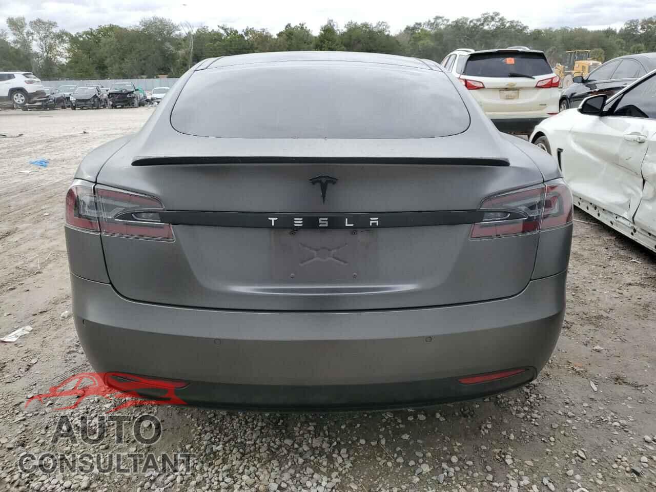 TESLA MODEL S 2016 - 5YJSA1E25GF168038