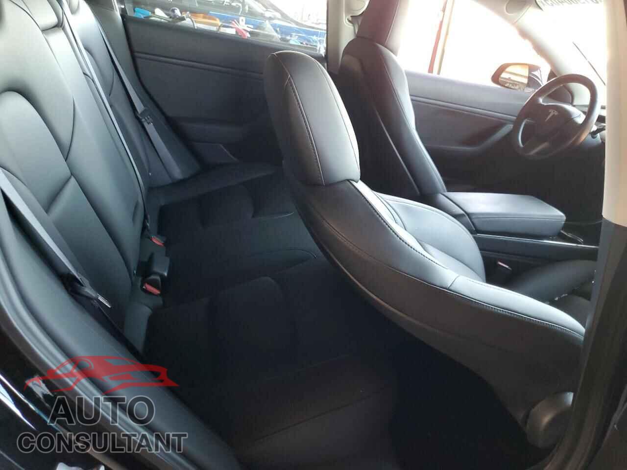 TESLA MODEL 3 2018 - 5YJ3E1EA5JF149321
