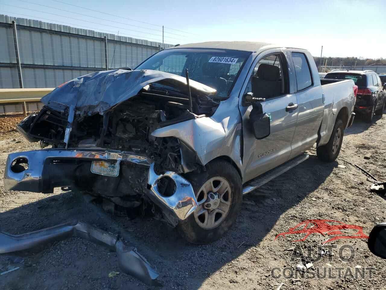 TOYOTA TUNDRA 2010 - 5TFUM5F12AX004191