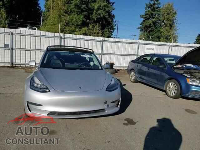 TESLA MODEL 3 2018 - 5YJ3E1EB8JF084327