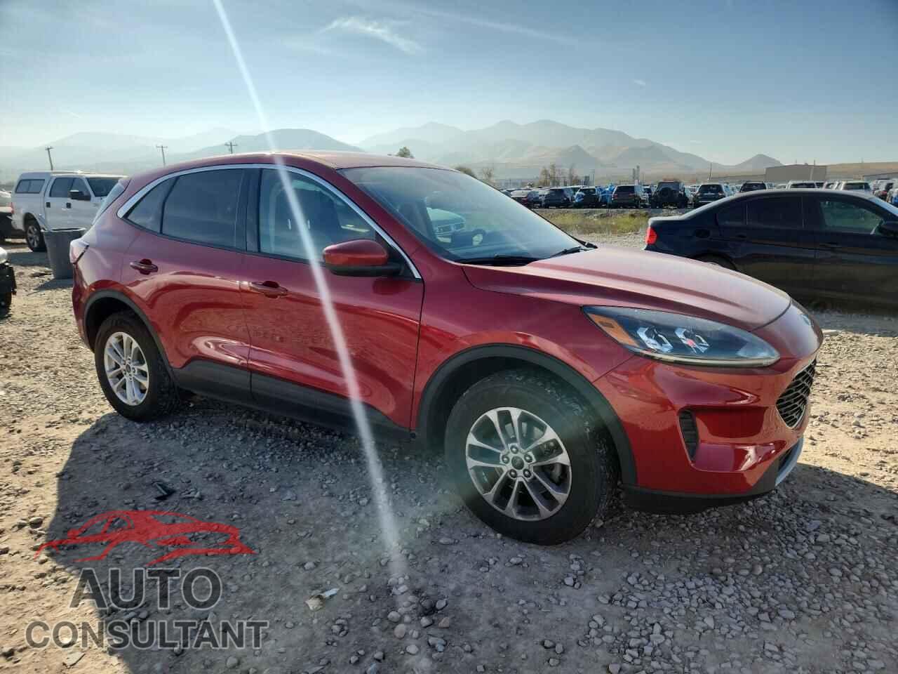 FORD ESCAPE 2020 - 1FMCU9G64LUA38677
