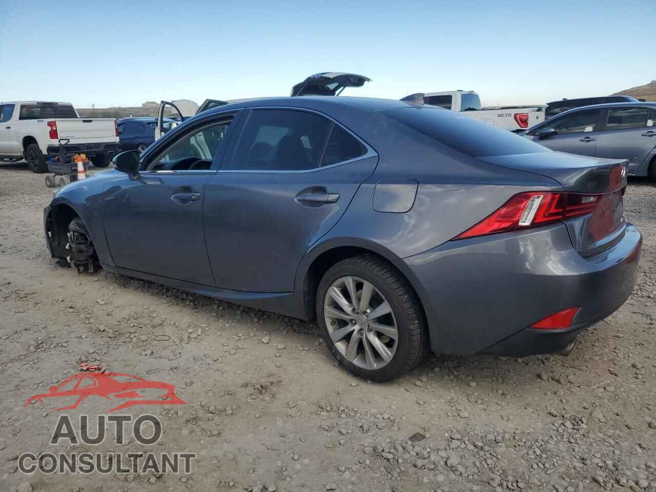 LEXUS IS 2015 - JTHCF1D26F5027064