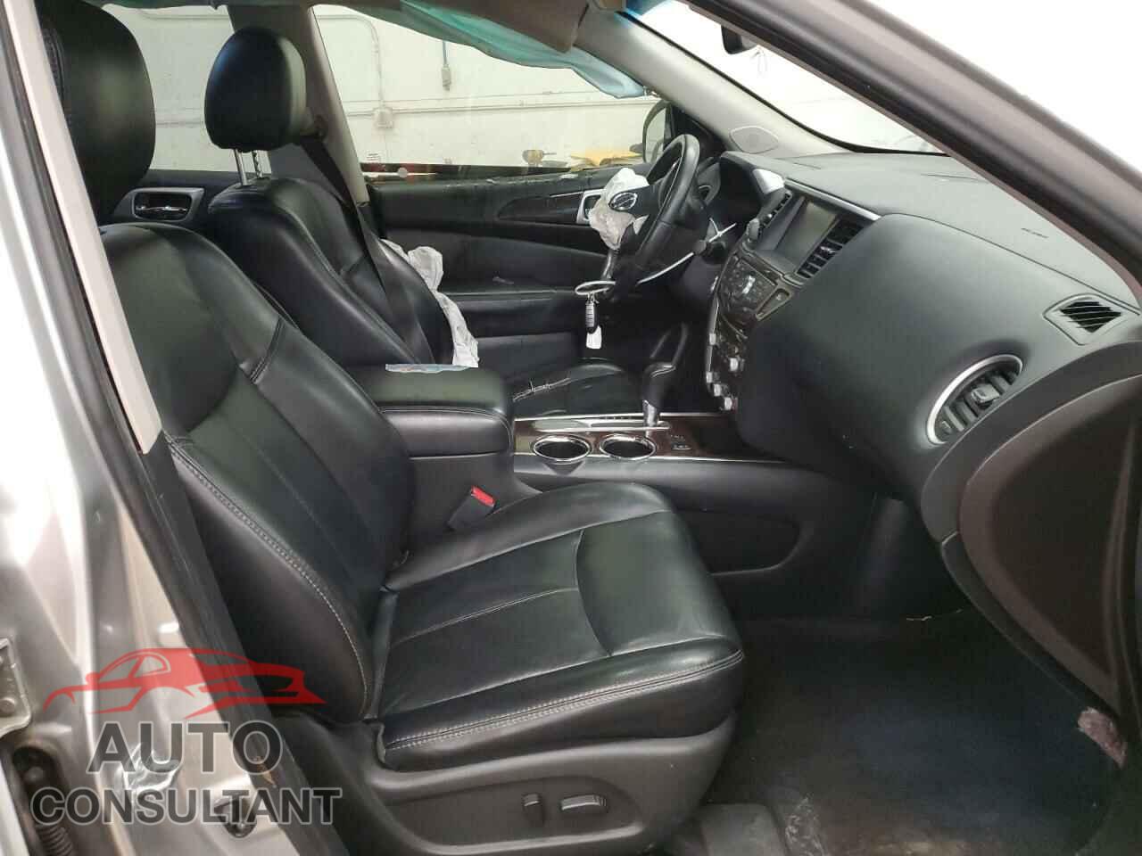 NISSAN PATHFINDER 2015 - 5N1AR2MNXFC640778