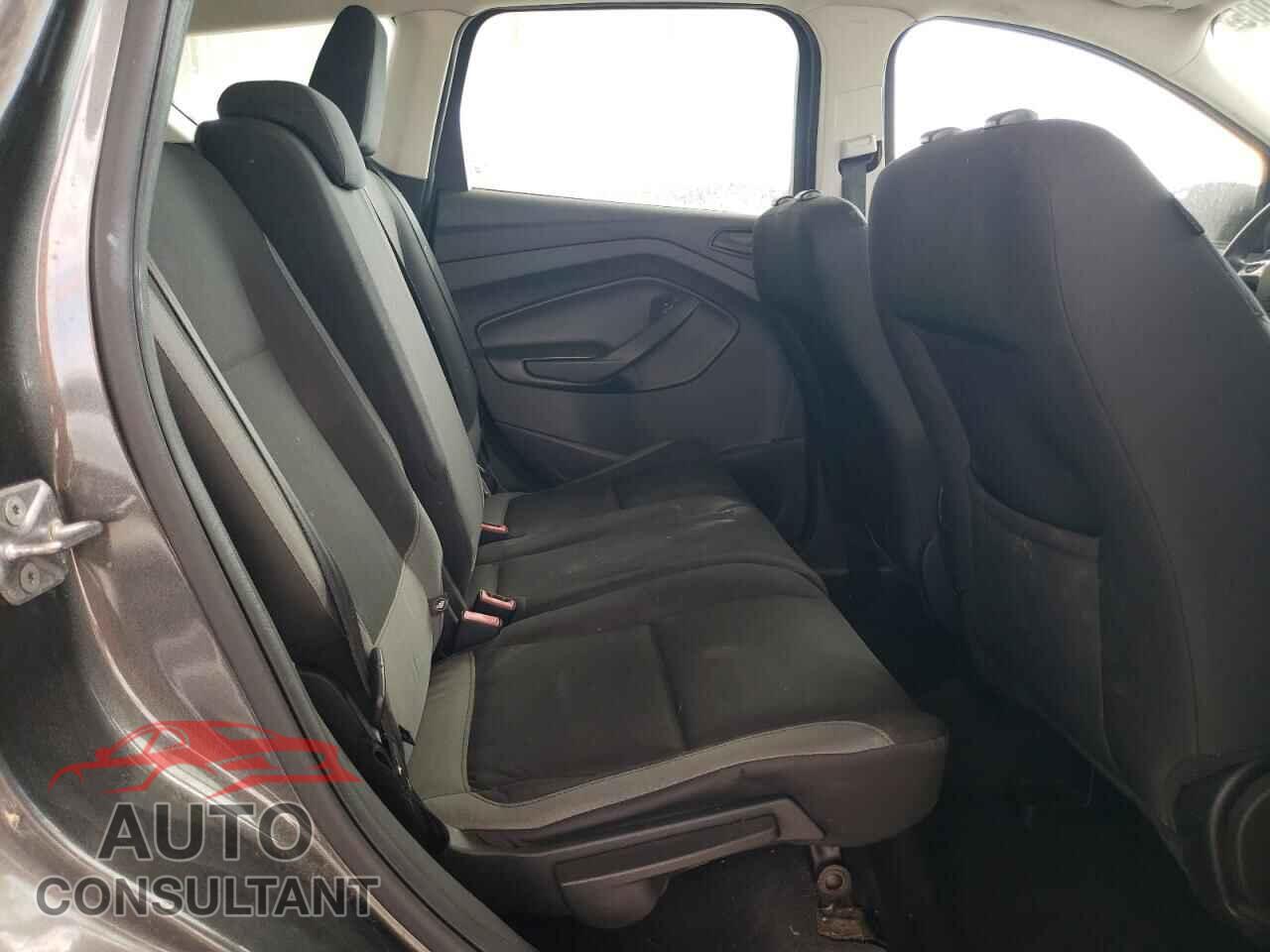 FORD ESCAPE 2015 - 1FMCU0F70FUA04620