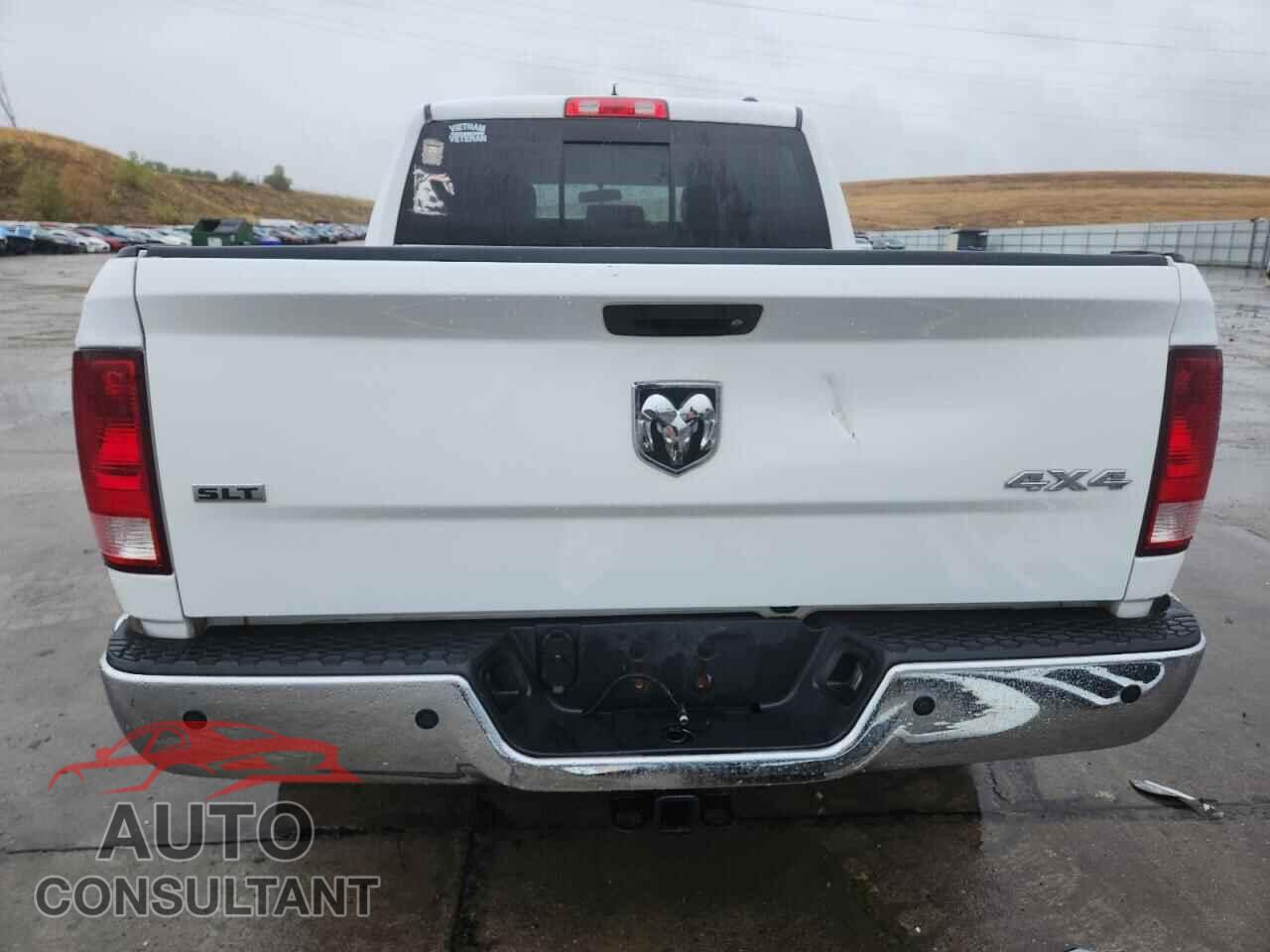 DODGE RAM 1500 2012 - 1C6RD7LT0CS324625